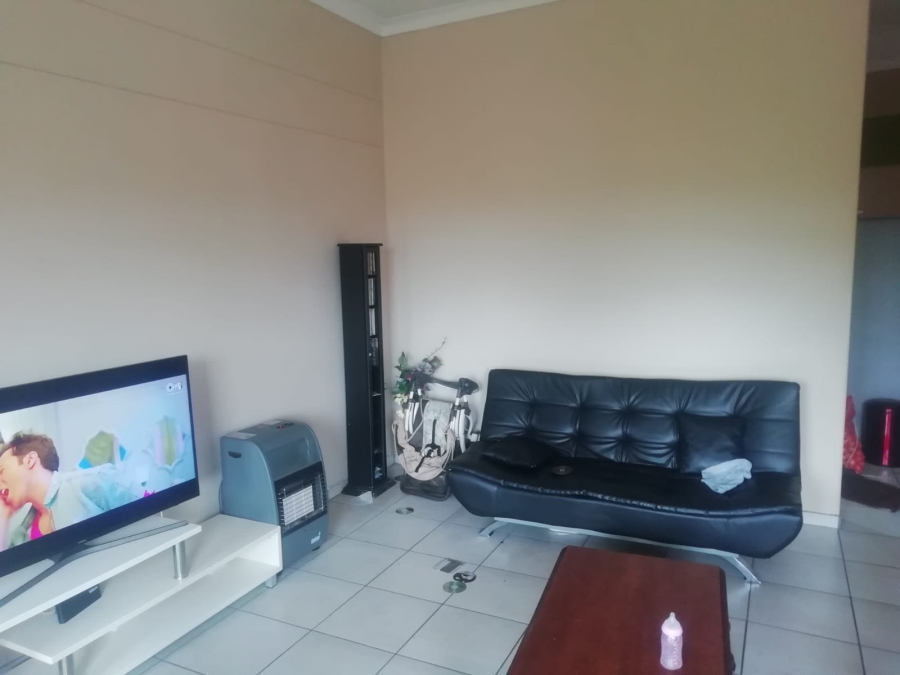 2 Bedroom Property for Sale in Potchefstroom North West